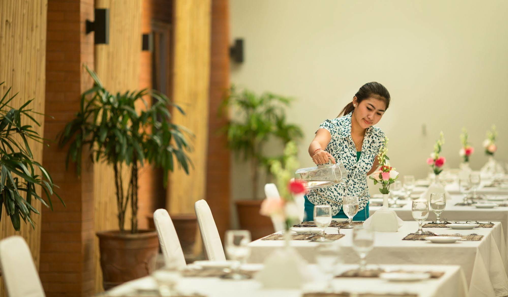 ซิซซ์ คอนเวนชั่น โฮเต็ล Hotel เดนปาซาร์ ภายนอก รูปภาพ